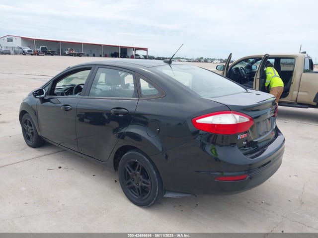 3FADP4BJ5KM135393 Ford 2019