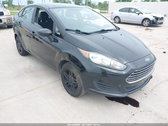 3FADP4BJ5KM135393 Ford 2019