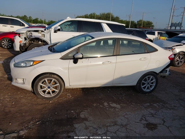 Ford 2019 2019 3FADP4BJ9KM148910 Image 14