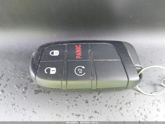 ZACNJDC17PPP43612 Jeep Renegade