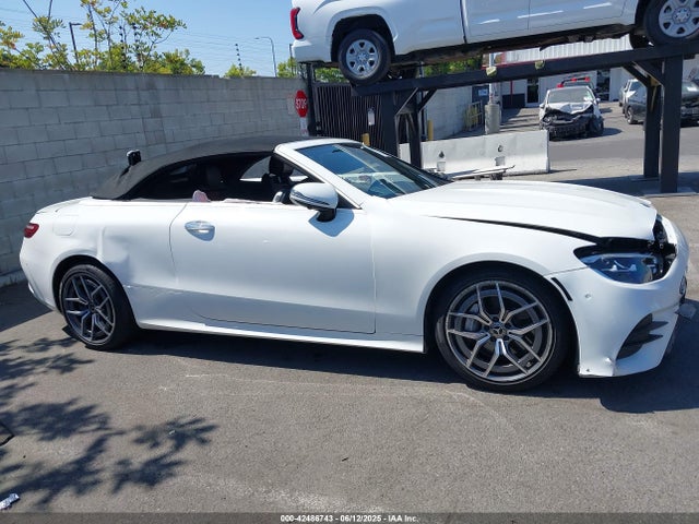 W1K1K5JB3MF151872 Mercedes-Benz m256