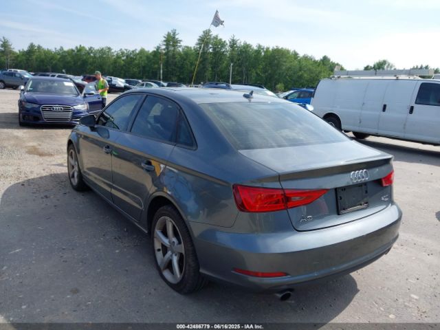 2015 AUDI A3 WAUBFGFF9F1007122 Photo 2