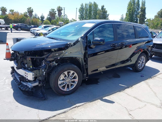 Toyota a25a-fxs 2025 5TDKRKEC6SS233202 Image 2