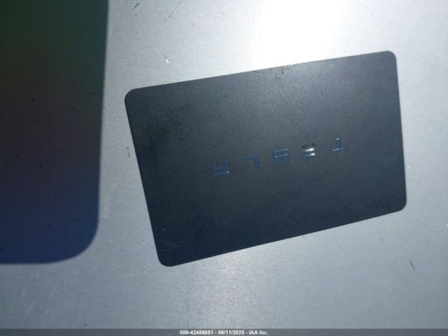 5YJ3E1EA2PF639384 Tesla MODEL 3