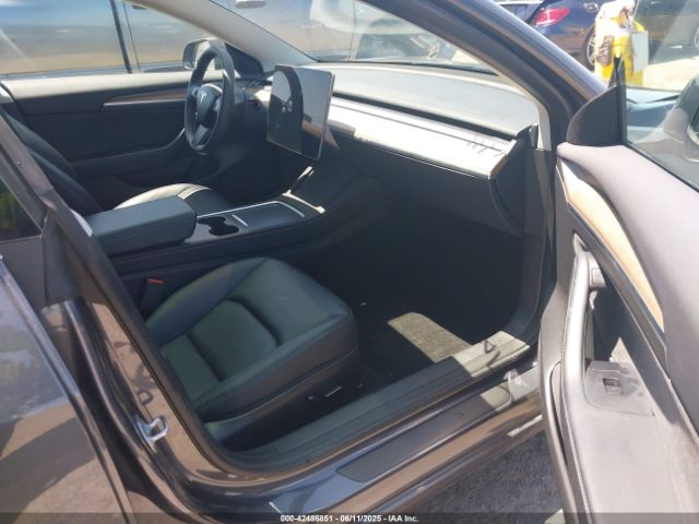 5YJ3E1EA2PF639384 Tesla MODEL 3