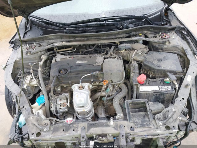 1HGCR2F5XGA082813 Honda k24w1