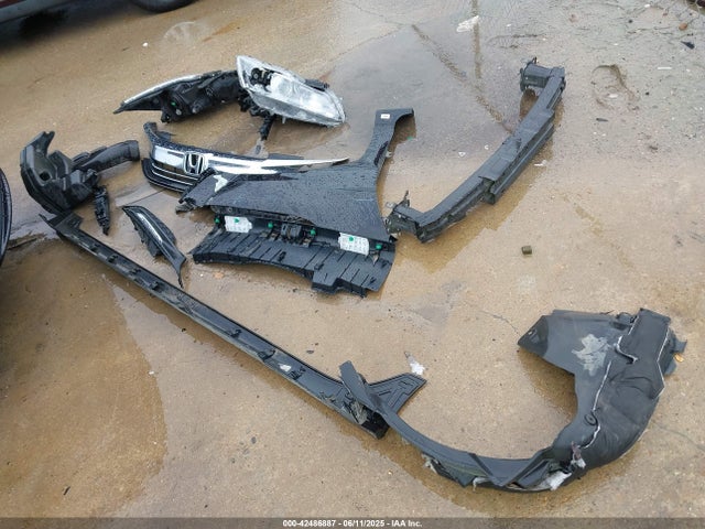 1HGCR2F5XGA082813 Honda k24w1