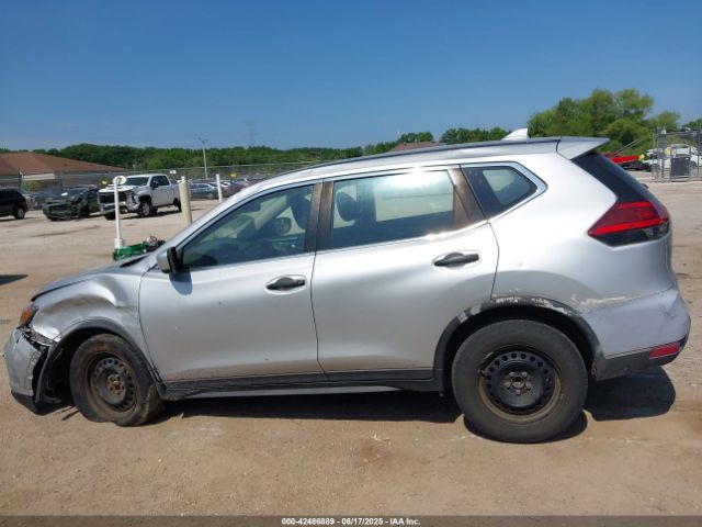 KNMAT2MT9HP556659 Nissan 2017