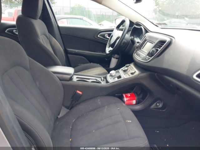 2015 CHRYSLER 200 1C3CCCAB8FN534790 Photo 4