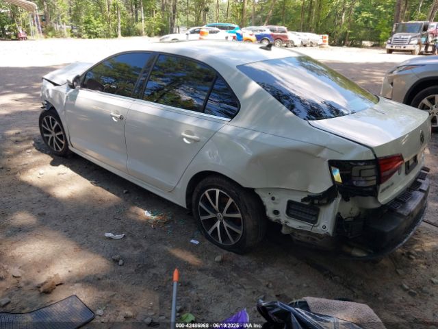 2018 VOLKSWAGEN JETTA 3VWDB7AJ1JM261886 Photo 2