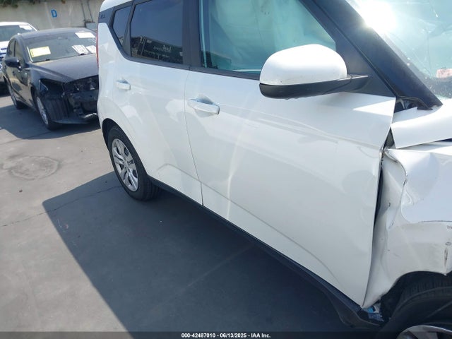 KNDJ23AU8N7172454 KIA mpi nu