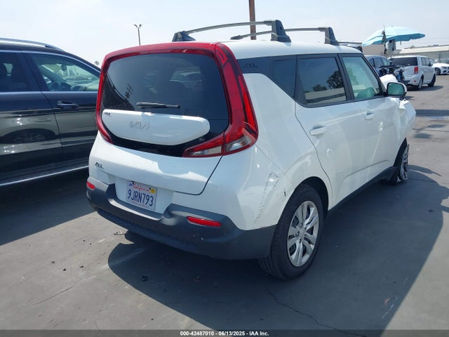 KNDJ23AU8N7172454 KIA mpi nu