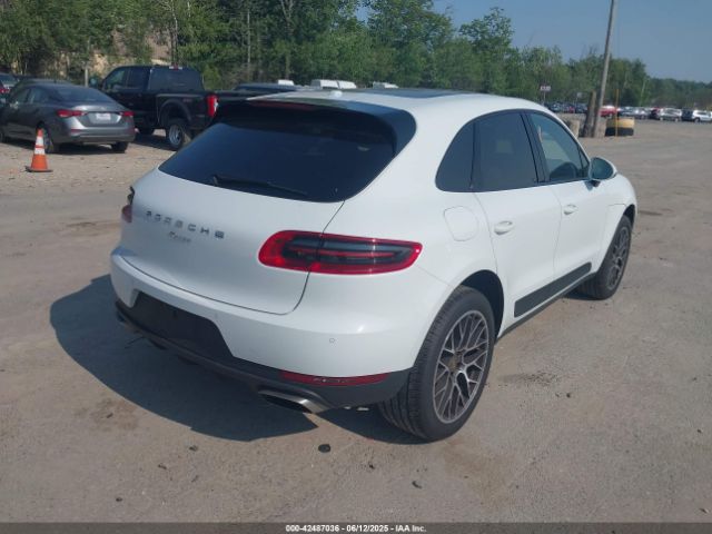 2018 PORSCHE MACAN WP1AA2A50JLB21679 Photo 3