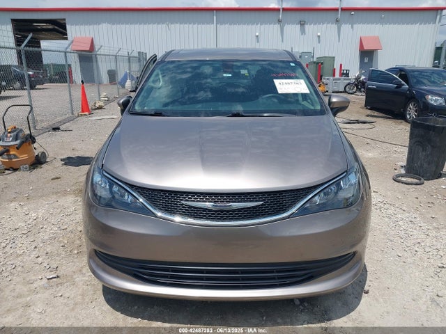 Chrysler Pacifica 2017 2C4RC1DG4HR704781 Image 12