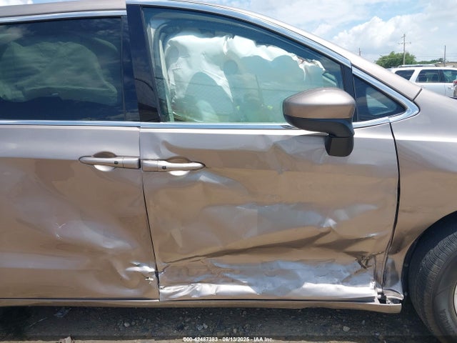 Chrysler Pacifica 2017 2C4RC1DG4HR704781 Image 6