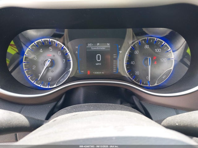 Chrysler Pacifica 2017 2C4RC1DG4HR704781 Image 7