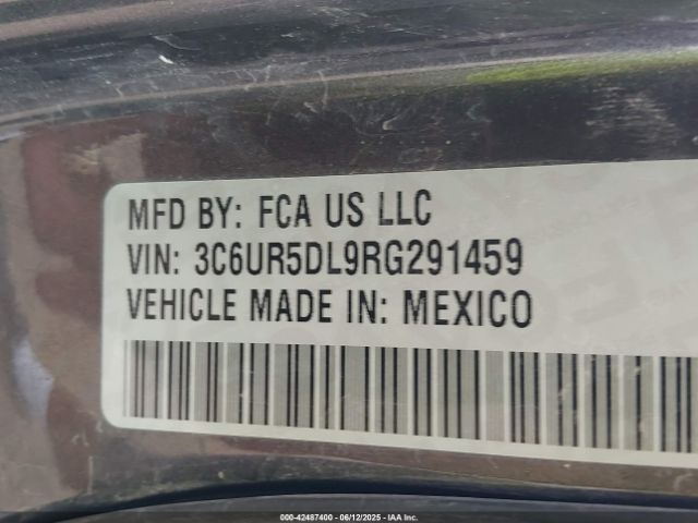 3C6UR5DL9RG291459 RAM 2500 Big Horn  4x4 6'4 Box