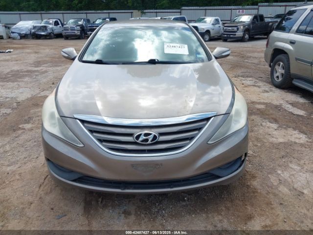 5NPEB4AC1EH850665 Hyundai gamma