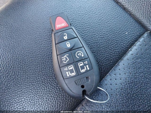 2C4RDGEG8KR760423 Dodge Grand Caravan Gt