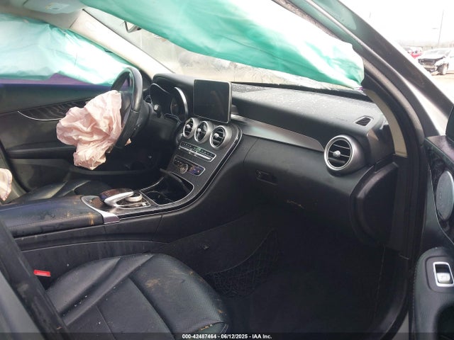 55SWF4KB3GU159944 Mercedes-Benz C-Class