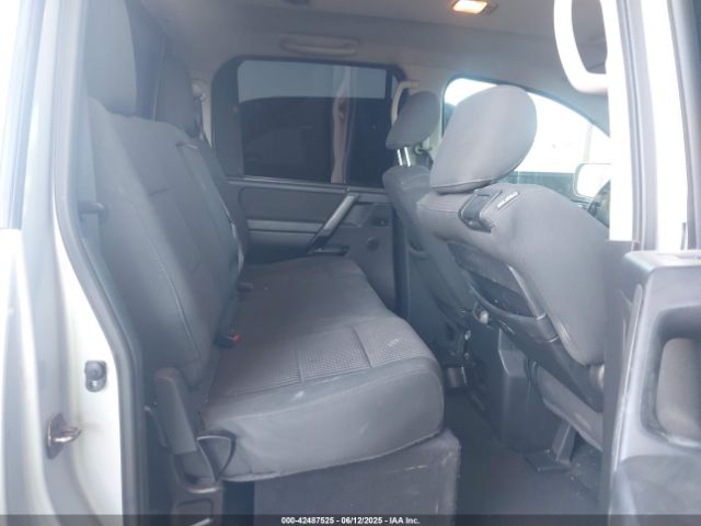 1N6BA0ED5EN507839 Nissan 2014
