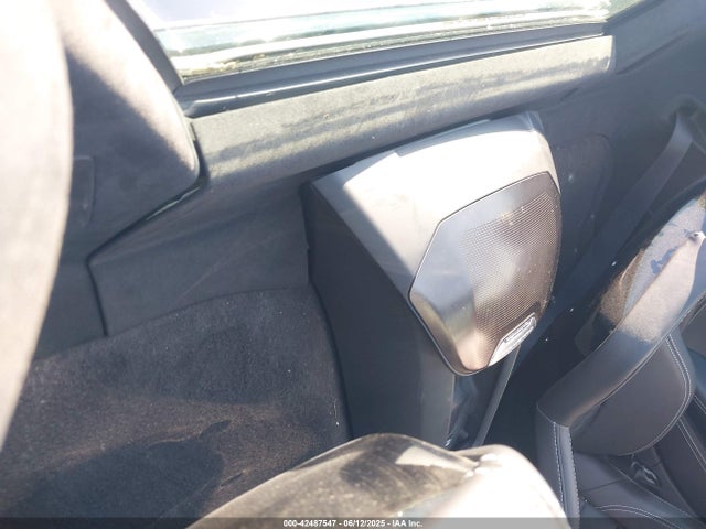 1G1YC3D4XS5100002 Chevrolet lt2