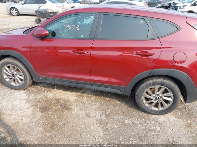 KM8J23A49JU837305 Hyundai TUCSON SE
