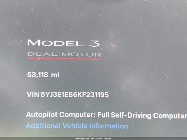 5YJ3E1EB6KF231195 Tesla 2019