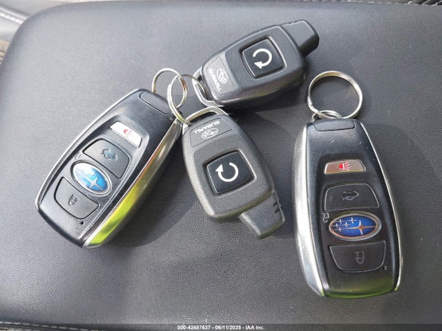 Subaru u4 2017 4S4BSENC1H3399235 Image 11