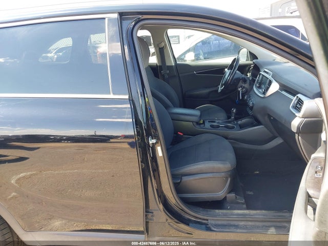 5XYPGDA31HG282522 KIA 2017