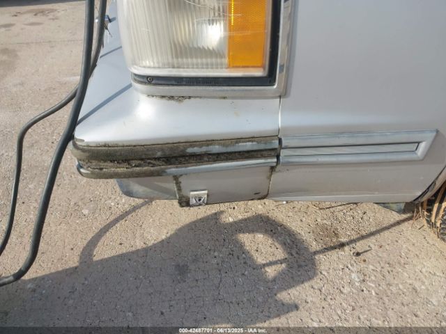 1988 CADILLAC FLEETWOOD 1G6CB5157J4271469 Photo 5