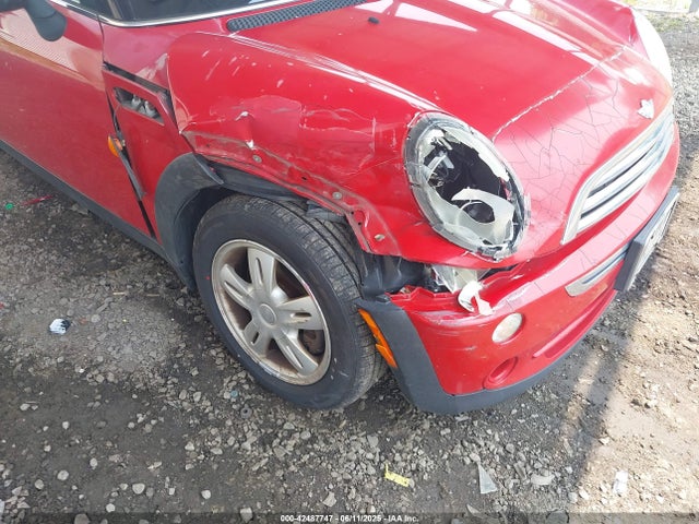 2006 MINI COOPER WMWRC33516TK18265 Photo 5