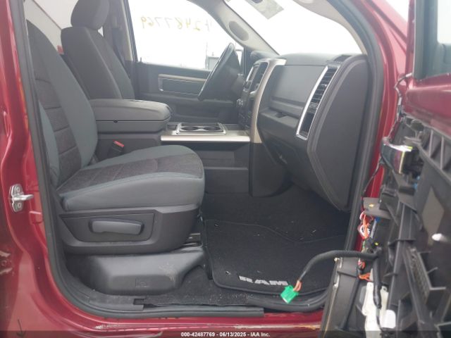 2015 RAM 1500 1C6RR7GG5FS505318 Photo 4