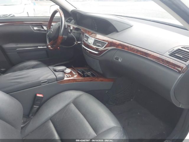 2010 MERCEDES-BENZ S 550 WDDNG8GB2AA355180 Photo 4