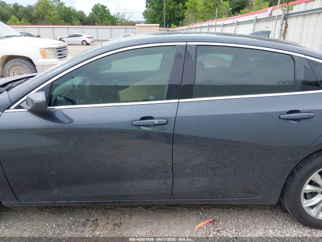 1G1ZD5STXKF145569 Chevrolet MALIBU LT