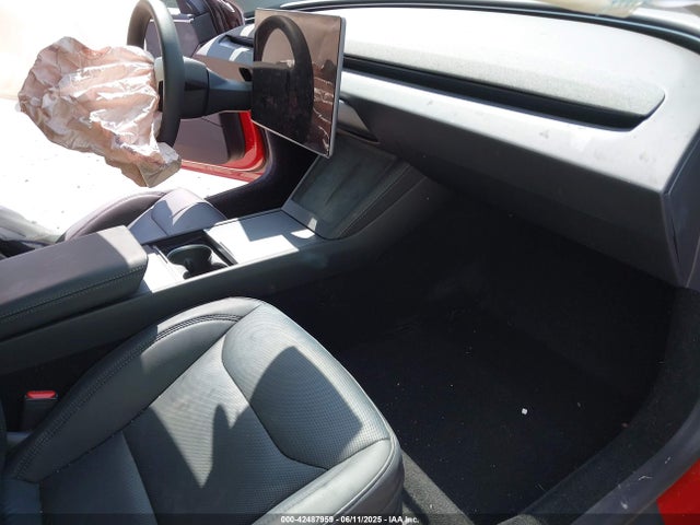 2024 TESLA MODEL 3 5YJ3E1EB5RF798279 Photo 4