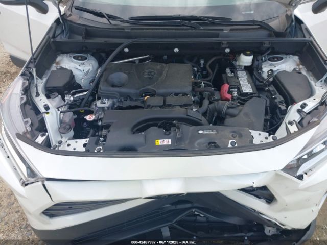 2021 TOYOTA RAV4 2T3Y1RFV5MW143793 Photo 9