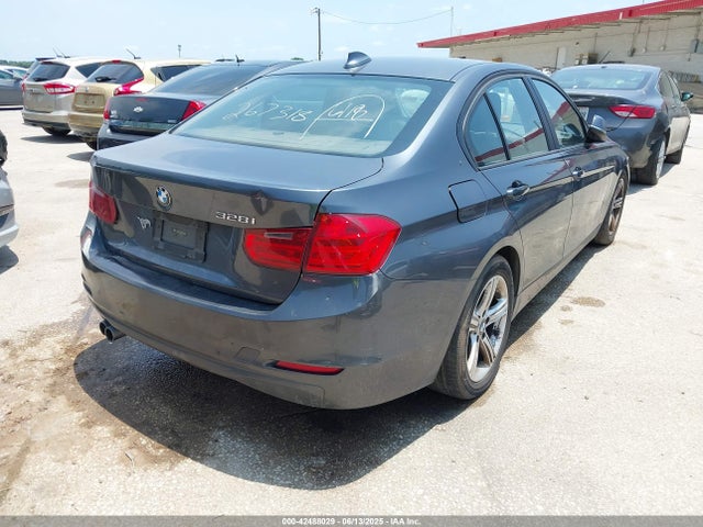 WBA3C1C53EK106260 BMW 2014