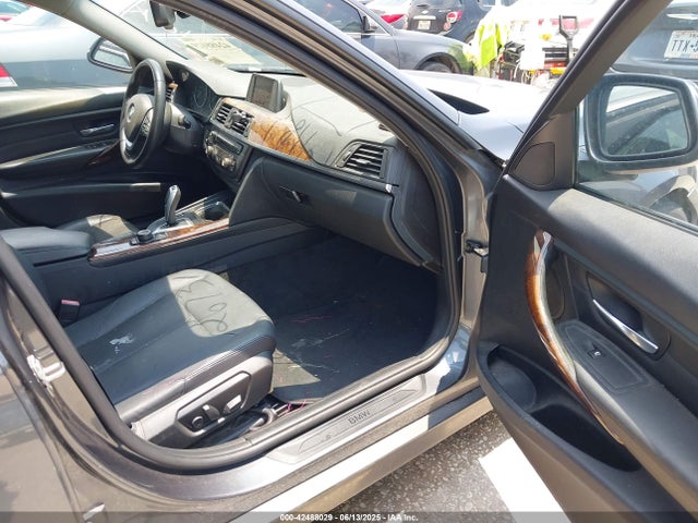 WBA3C1C53EK106260 BMW 2014