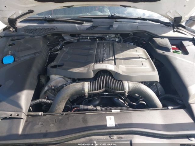 2016 PORSCHE CAYENNE WP1AD2A29GLA77638 Photo 9