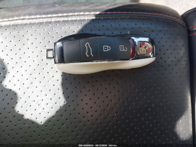 2016 PORSCHE CAYENNE WP1AD2A29GLA77638 Photo 10