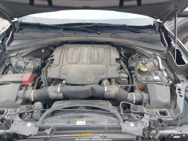 2018 JAGUAR F-PACE SADCK2EV4JA256956 Photo 9