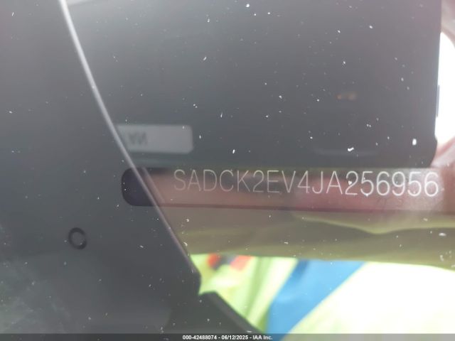 2018 JAGUAR F-PACE SADCK2EV4JA256956 Photo 8