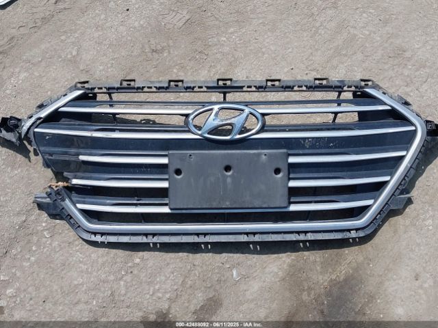 5NPD84LF1HH106070 Hyundai Elantra