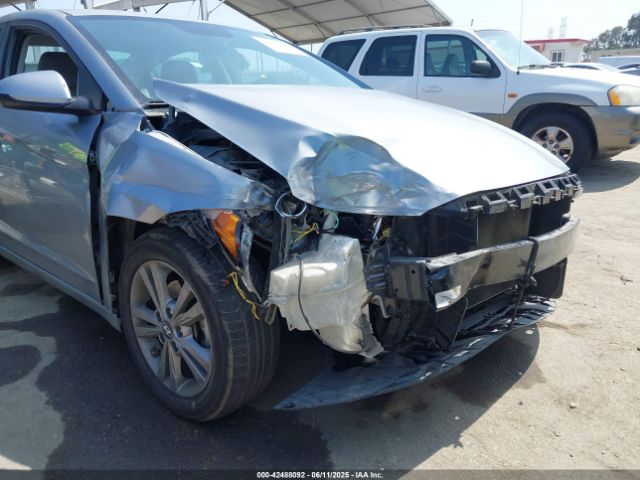 5NPD84LF1HH106070 Hyundai Elantra