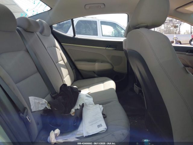 5NPD84LF1HH106070 Hyundai Elantra