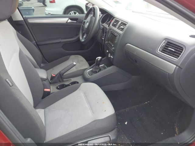 3VW2B7AJ2HM409271 Volkswagen Jetta 1.4t S