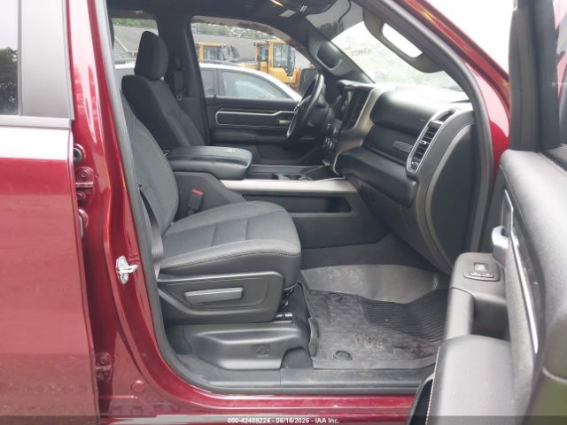 2019 RAM 1500 1C6SRFFT5KN570253 Photo 4
