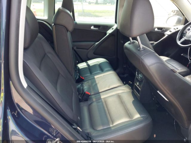 2016 VOLKSWAGEN TIGUAN WVGAV7AX2GW560938 Photo 7