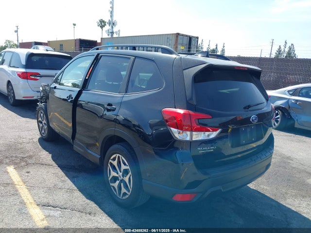 JF2SKAFCXMH517180 Subaru na u5